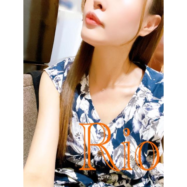 『秘密倶楽部 凛 TOKYO』錦糸町デリヘル 待ち合わせ型 人妻デリバリーヘルスりおさんの写メ日記【待ってるね…♡】