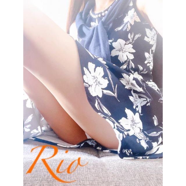 『秘密倶楽部 凛 TOKYO』錦糸町デリヘル 待ち合わせ型 人妻デリバリーヘルスりおさんの写メ日記【今日は…】