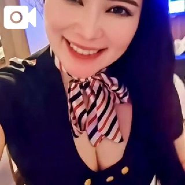 『秘密倶楽部 凛 TOKYO』錦糸町デリヘル 待ち合わせ型 人妻デリバリーヘルス愛梨の日記【出勤日が変更になりました❣️】画像