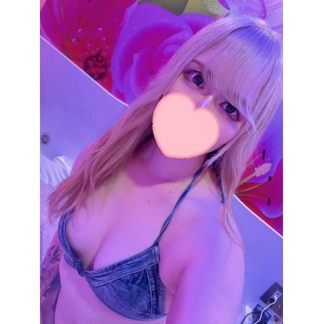 『秘密倶楽部 凛 TOKYO』錦糸町デリヘル 待ち合わせ型 人妻デリバリーヘルスえりかさんの写メ【夏バテでダウン】