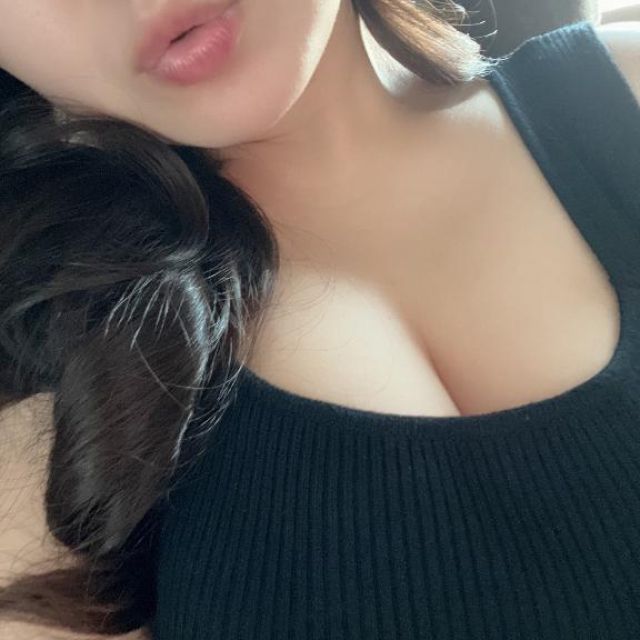 『秘密倶楽部 凛 TOKYO』錦糸町デリヘル 待ち合わせ型 人妻デリバリーヘルスもえの日記【ニットワンピ♡】画像