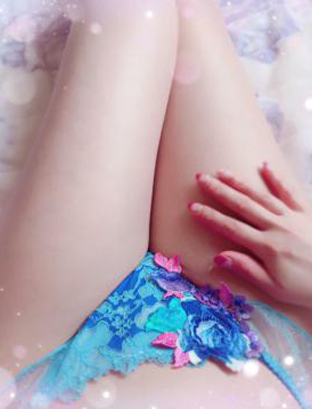 『秘密倶楽部 凛 TOKYO』錦糸町デリヘル 待ち合わせ型 人妻デリバリーヘルス純那の日記【こんにちは】画像