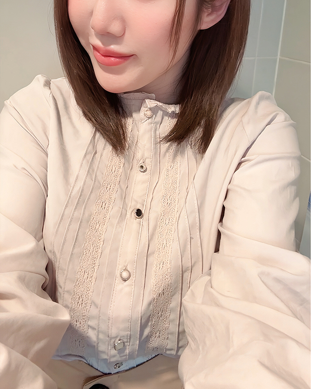 『秘密倶楽部 凛 TOKYO』錦糸町デリヘル 待ち合わせ型 人妻デリバリーヘルスしずくさんのプロフィール写真1