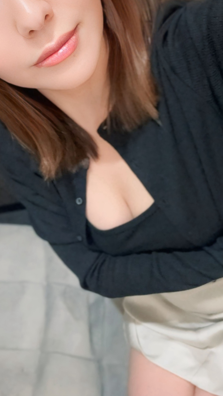『秘密倶楽部 凛 TOKYO』錦糸町デリヘル 待ち合わせ型 人妻デリバリーヘルス背景画像