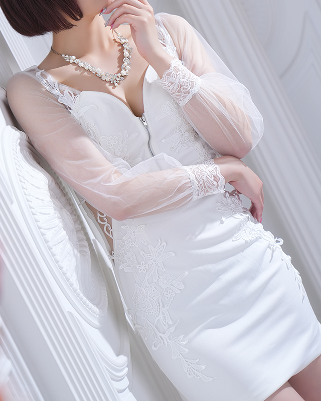 『秘密倶楽部 凛 TOKYO』錦糸町デリヘル 待ち合わせ型 人妻デリバリーヘルス華恋さんのプロフィール写真4